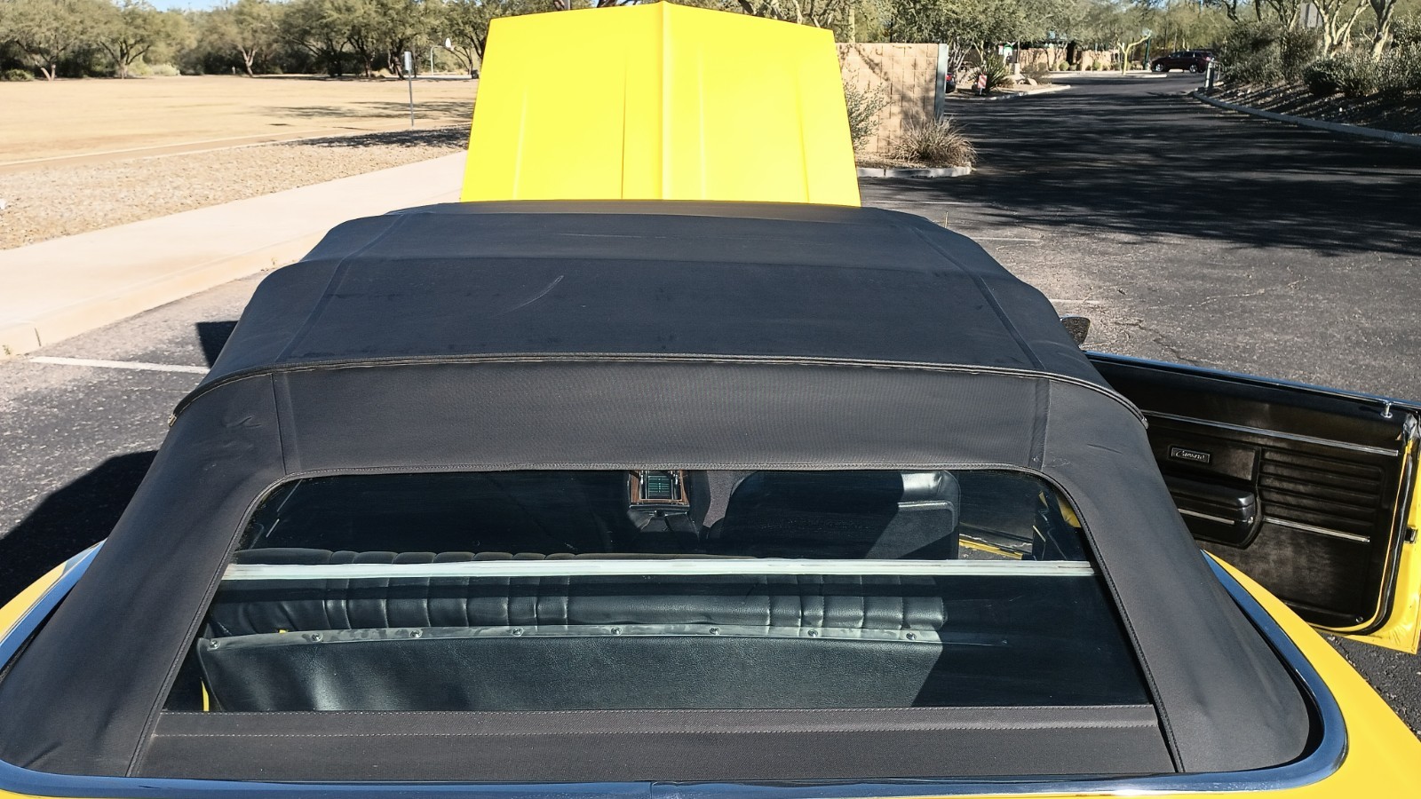 Chevrolet-Camaro-1968-Convertible-4