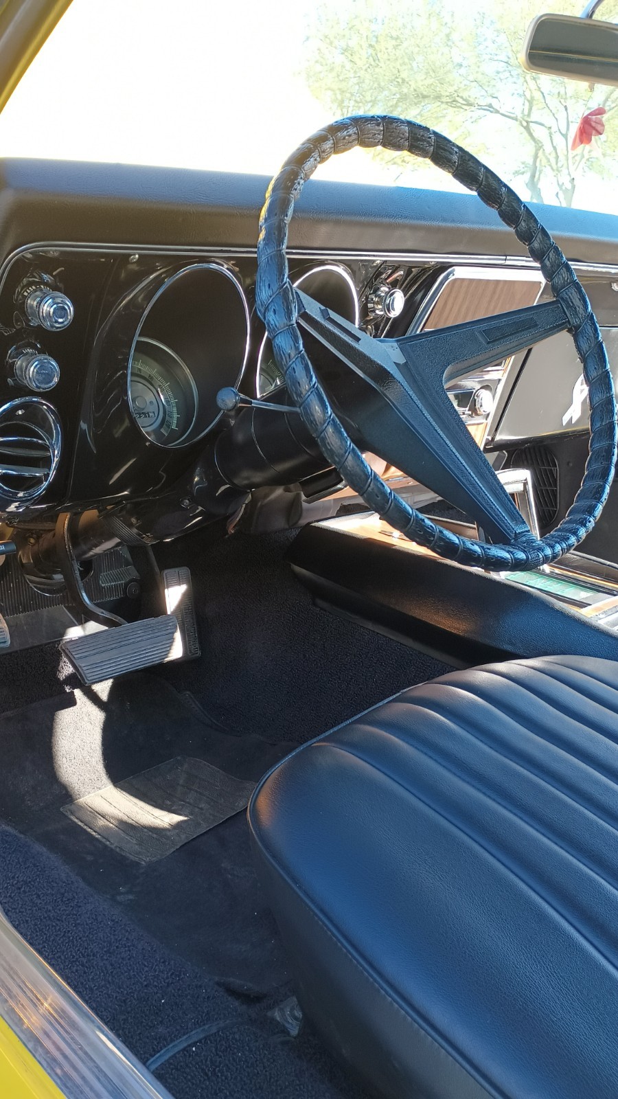 Chevrolet-Camaro-1968-Convertible-6