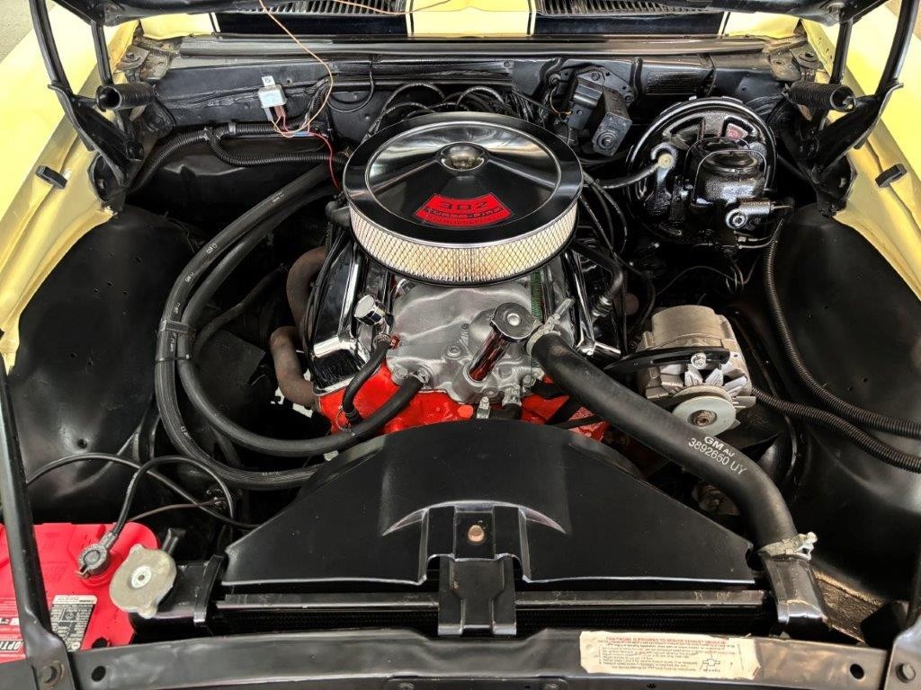 Chevrolet-Camaro-1968-Coupe-10