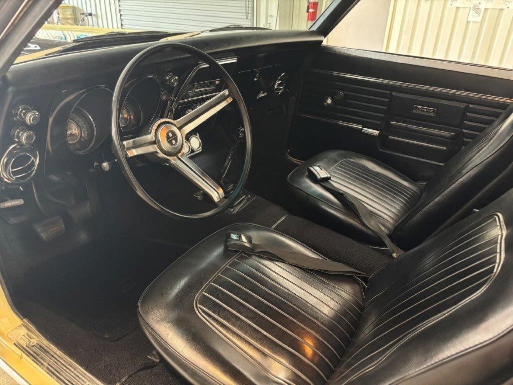 Chevrolet-Camaro-1968-Coupe-18