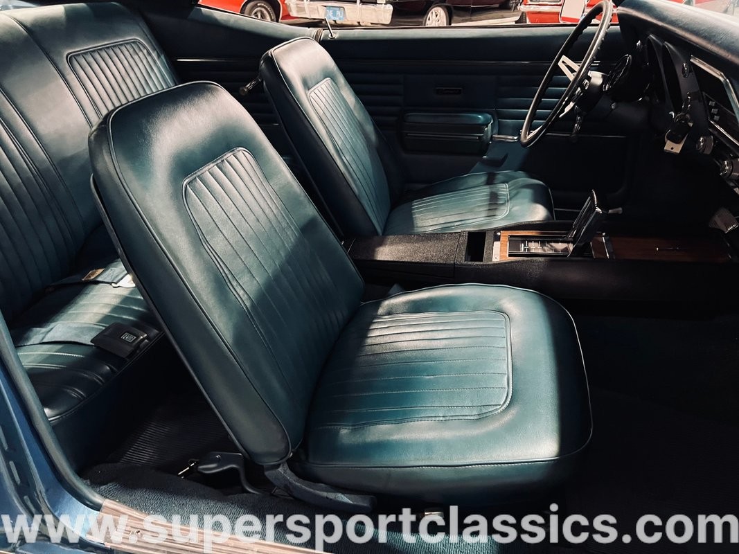 Chevrolet-Camaro-1968-Coupe-21