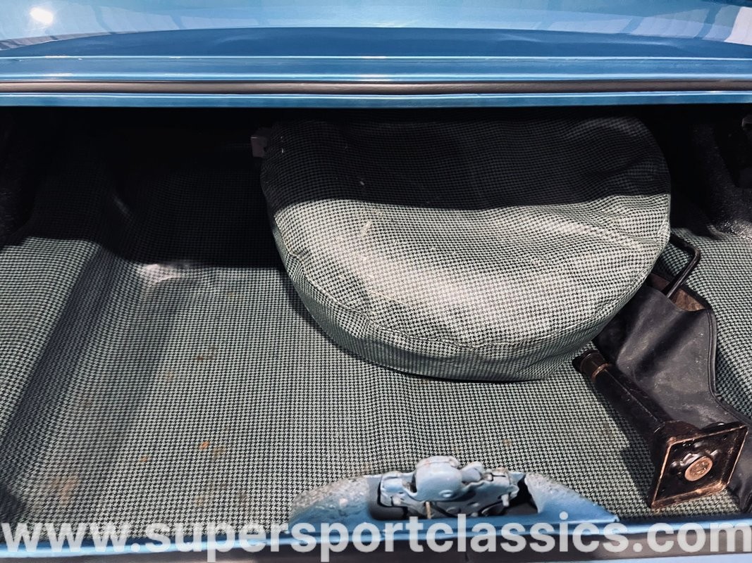 Chevrolet-Camaro-1968-Coupe-25