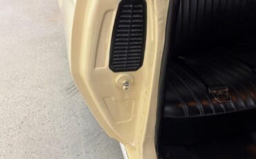 Chevrolet-Camaro-1968-Coupe-28