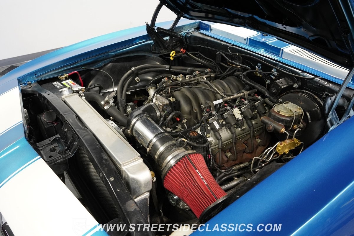 Chevrolet-Camaro-1968-Coupe-32