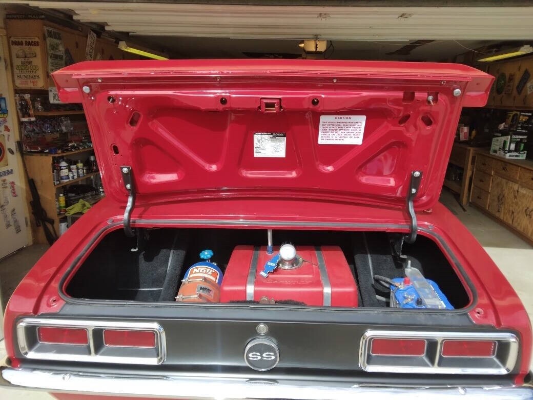 Chevrolet-Camaro-1968-Coupe-33