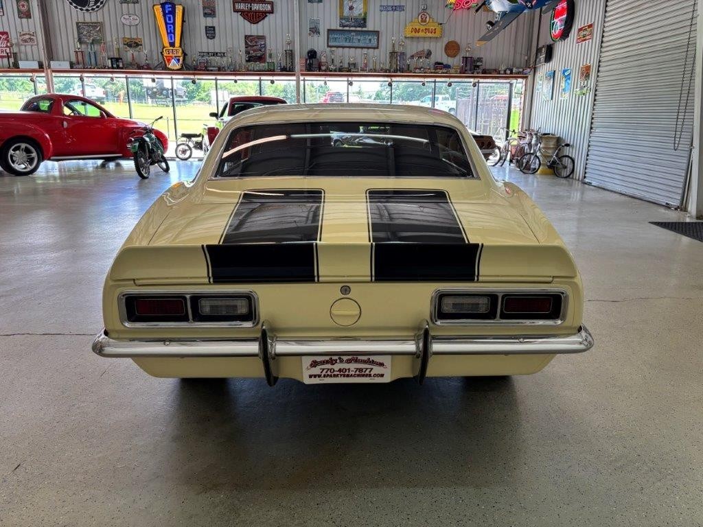 Chevrolet-Camaro-1968-Coupe-5