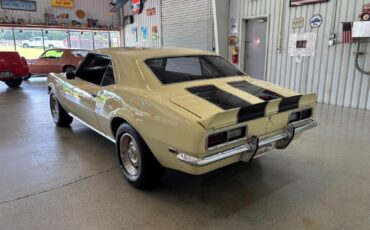 Chevrolet-Camaro-1968-Coupe-6