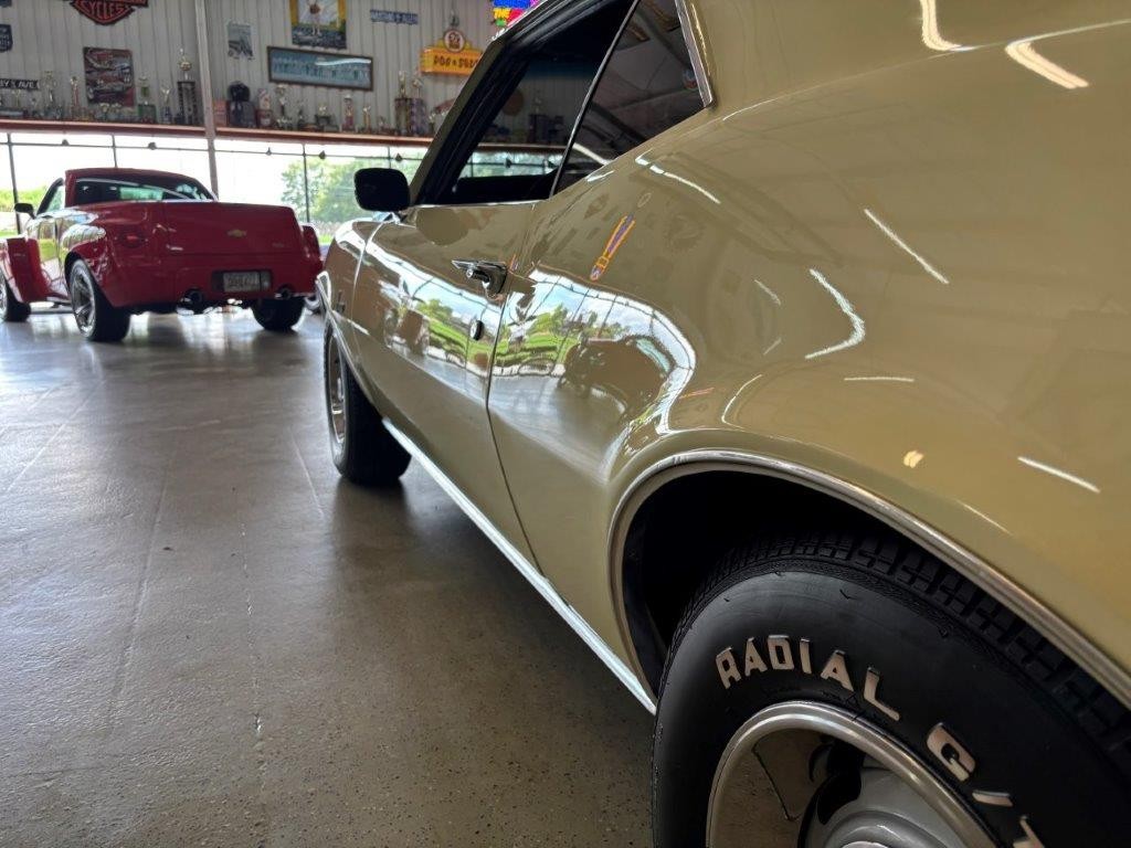 Chevrolet-Camaro-1968-Coupe-8