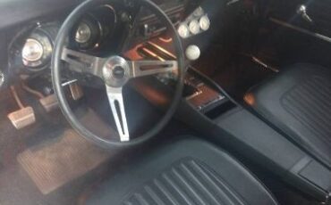 Chevrolet-Camaro-1968-Custom-1