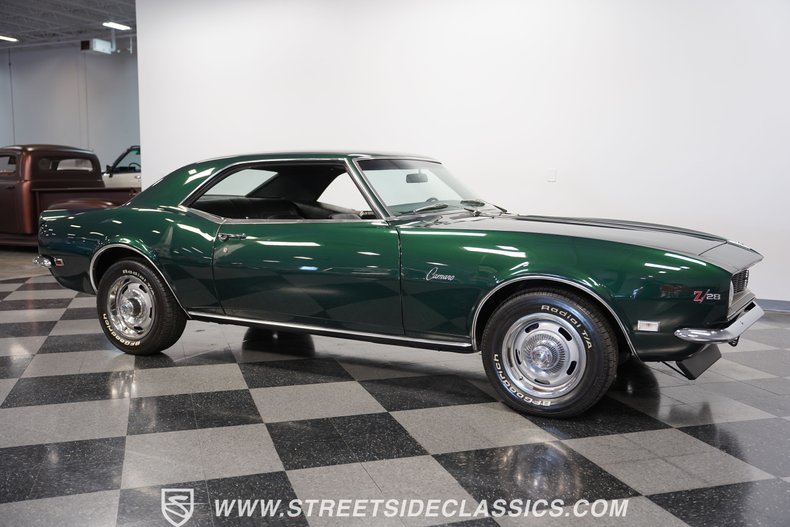 Chevrolet-Camaro-1968-Dark-Green-Metallic-Black-13