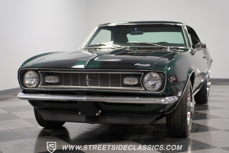 Chevrolet-Camaro-1968-Dark-Green-Metallic-Black-25