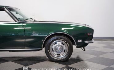 Chevrolet-Camaro-1968-Dark-Green-Metallic-Black-39