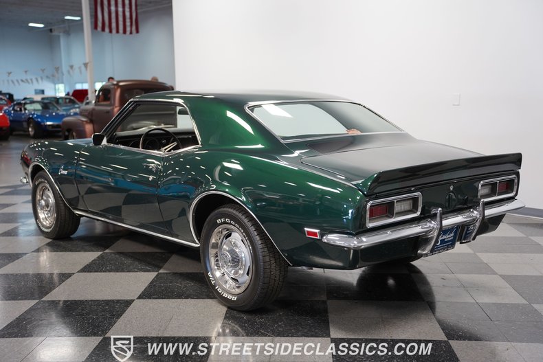 Chevrolet-Camaro-1968-Dark-Green-Metallic-Black-7