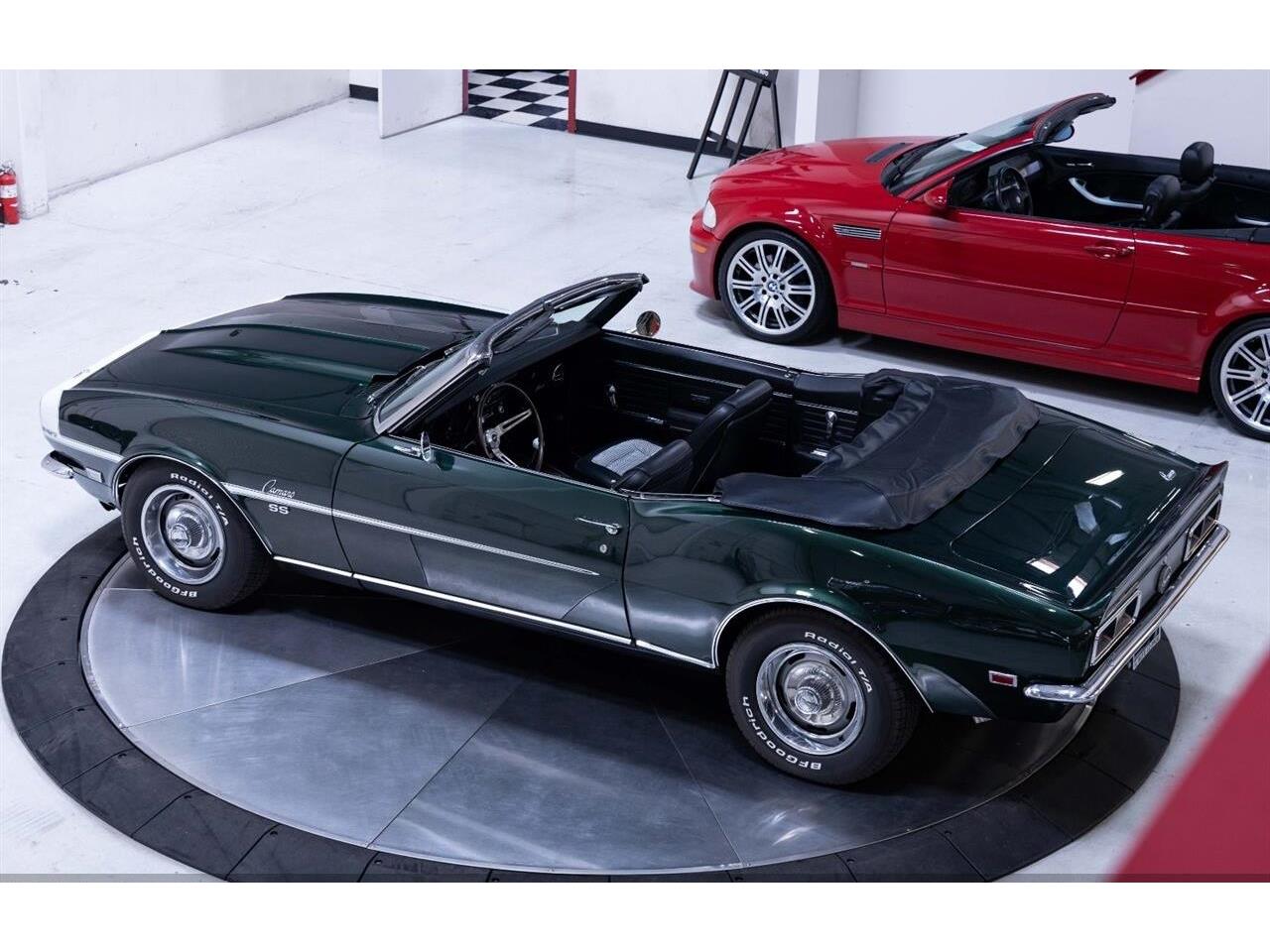 Chevrolet-Camaro-1968-Green-Black-26