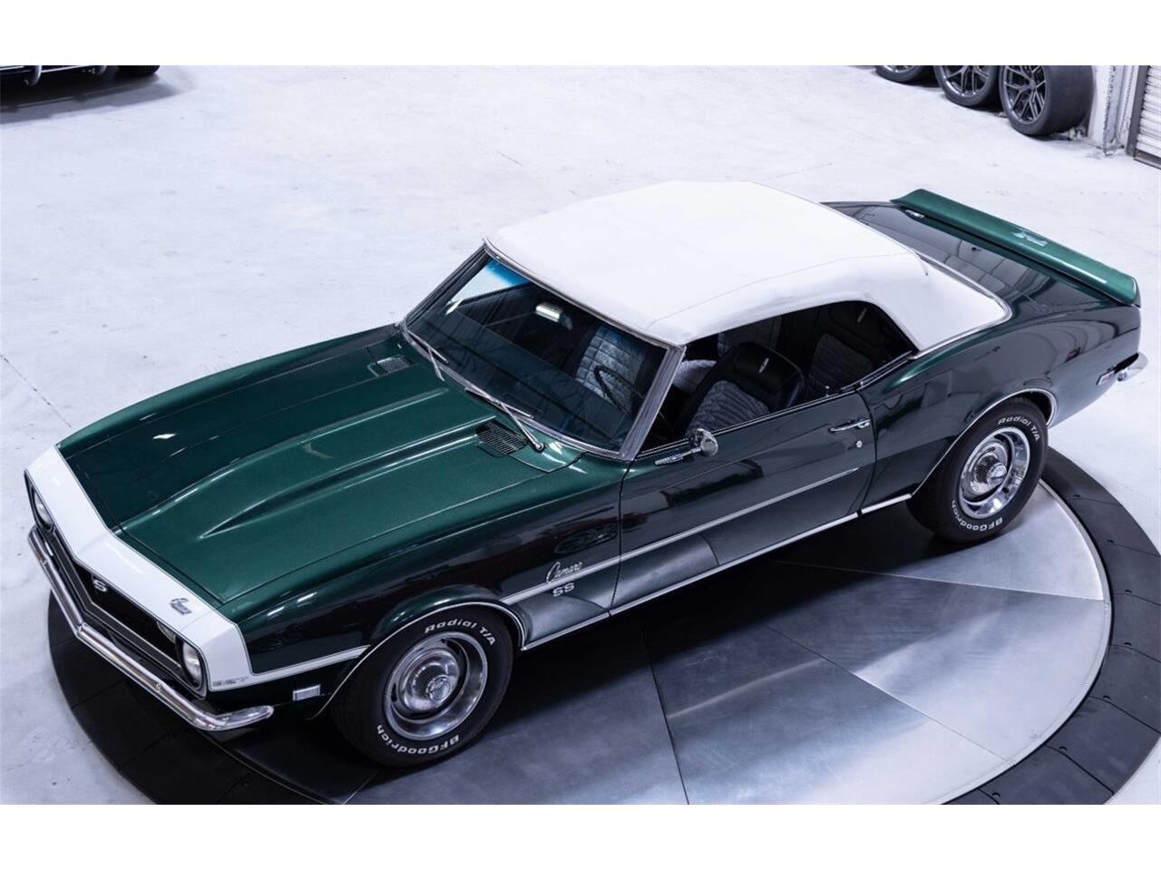 Chevrolet-Camaro-1968-Green-Black-3