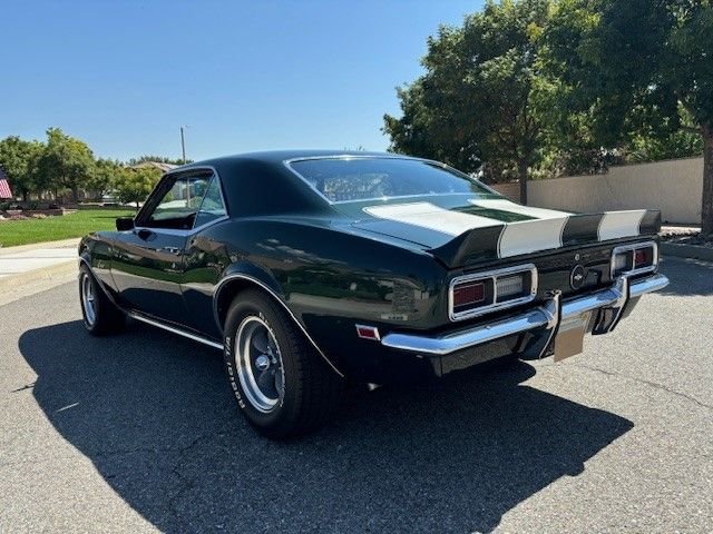 Chevrolet-Camaro-1968-Green-black-4
