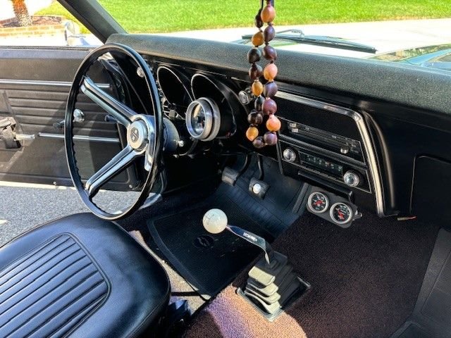 Chevrolet-Camaro-1968-Green-black-7