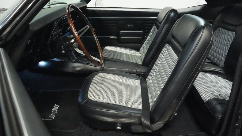 Chevrolet-Camaro-1968-Gunmetal-Gray-Metall-Black-ampamp-White-Ho-21