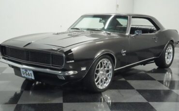 Chevrolet-Camaro-1968-Gunmetal-Gray-Metall-Black-ampamp-White-Ho-3