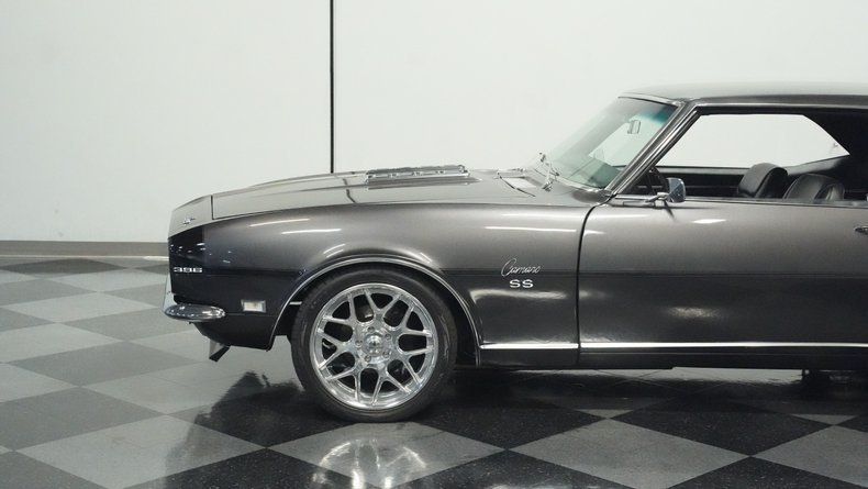 Chevrolet-Camaro-1968-Gunmetal-Gray-Metall-Black-ampamp-White-Ho-32