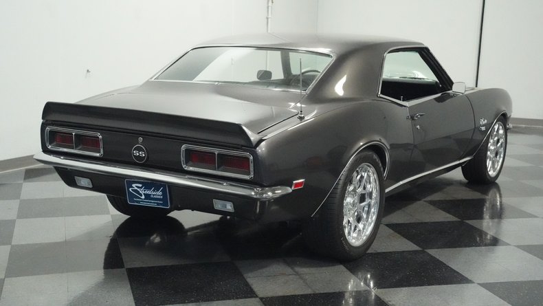 Chevrolet-Camaro-1968-Gunmetal-Gray-Metall-Black-ampamp-White-Ho-8
