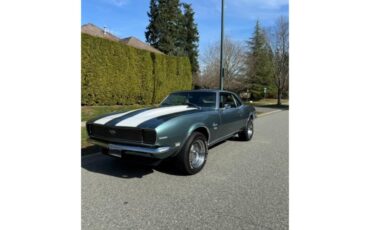 Chevrolet-Camaro-1968-Island-Teal-Black-5