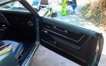Chevrolet-Camaro-1968-Island-Teal-Black-8