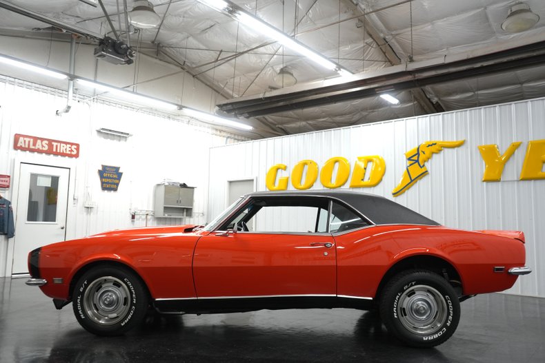 Chevrolet-Camaro-1968-Orange-Black-10