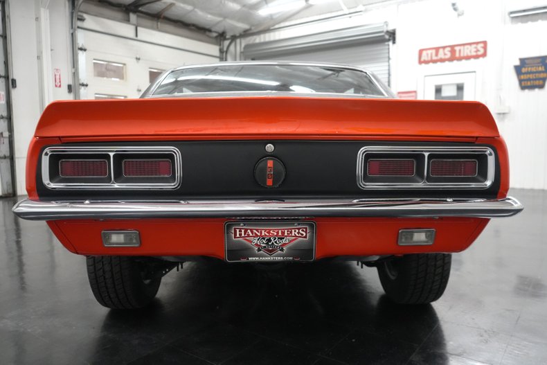 Chevrolet-Camaro-1968-Orange-Black-16