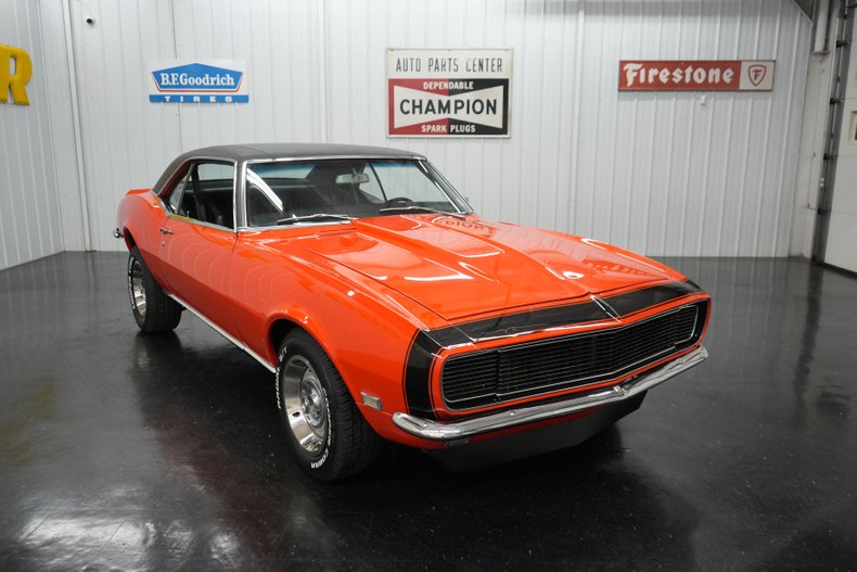 Chevrolet-Camaro-1968-Orange-Black-22