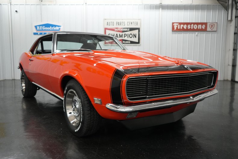 Chevrolet-Camaro-1968-Orange-Black-23