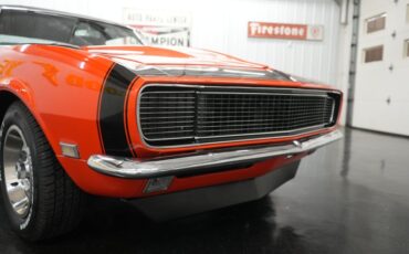 Chevrolet-Camaro-1968-Orange-Black-24