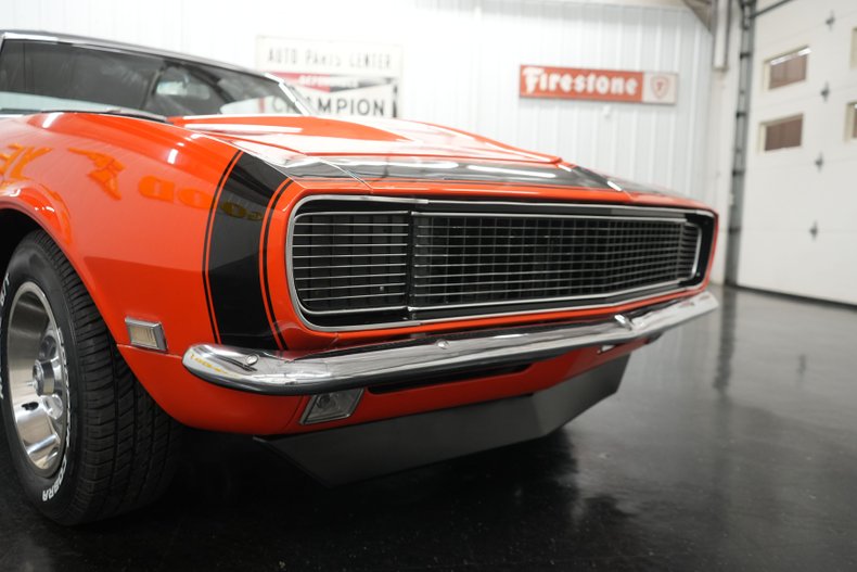 Chevrolet-Camaro-1968-Orange-Black-24