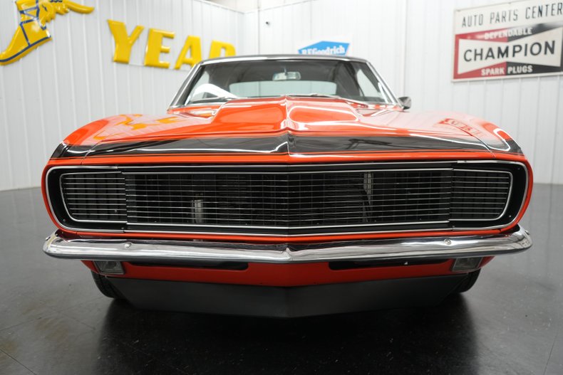 Chevrolet-Camaro-1968-Orange-Black-28
