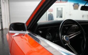 Chevrolet-Camaro-1968-Orange-Black-31