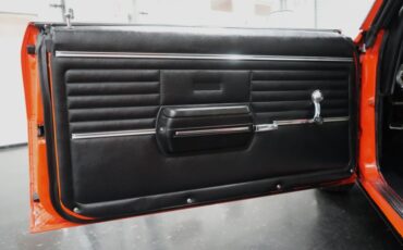 Chevrolet-Camaro-1968-Orange-Black-34