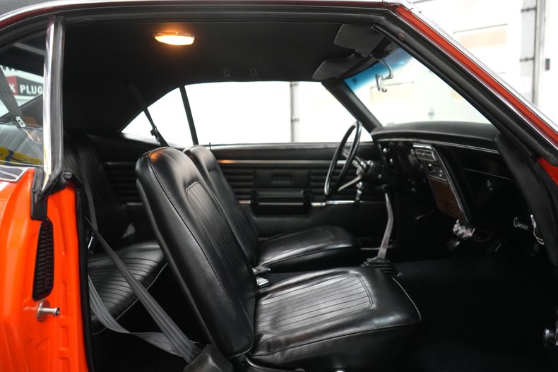 Chevrolet-Camaro-1968-Orange-Black-44