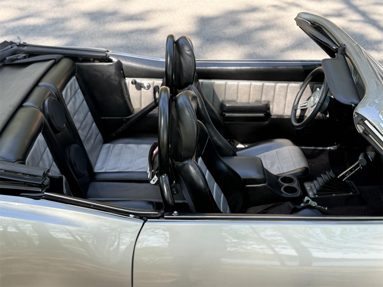 Chevrolet-Camaro-1968-Silver-Black-Silver-Black-19
