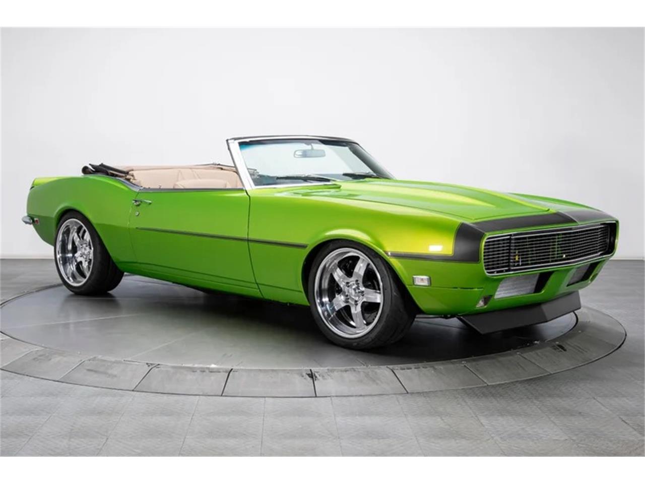 Chevrolet-Camaro-1968-Snakeskin-Green-Tan-10