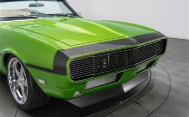 Chevrolet-Camaro-1968-Snakeskin-Green-Tan-18