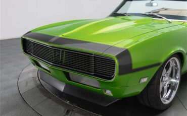 Chevrolet-Camaro-1968-Snakeskin-Green-Tan-45
