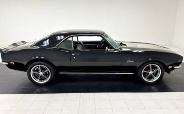 Chevrolet-Camaro-1968-Tuxedo-Black-Dark-Gray-19