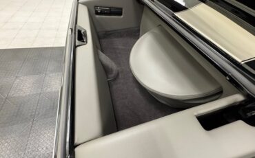 Chevrolet-Camaro-1968-Tuxedo-Black-Dark-Gray-30