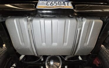 Chevrolet-Camaro-1968-Tuxedo-Black-Dark-Gray-34