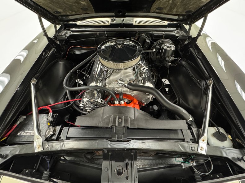 Chevrolet-Camaro-1968-Tuxedo-Black-Dark-Gray-42