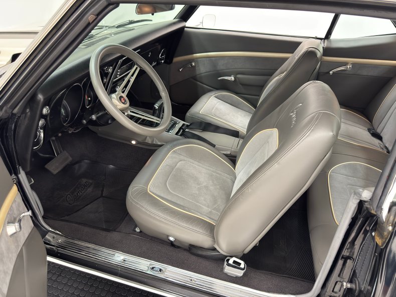 Chevrolet-Camaro-1968-Tuxedo-Black-Dark-Gray-44