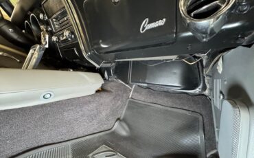 Chevrolet-Camaro-1968-Tuxedo-Black-Dark-Gray-9