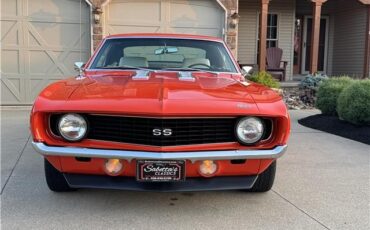 Chevrolet-Camaro-1969-2-Door-Coupe-1