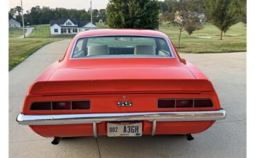 Chevrolet-Camaro-1969-2-Door-Coupe-15