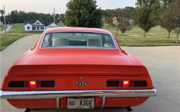 Chevrolet-Camaro-1969-2-Door-Coupe-16